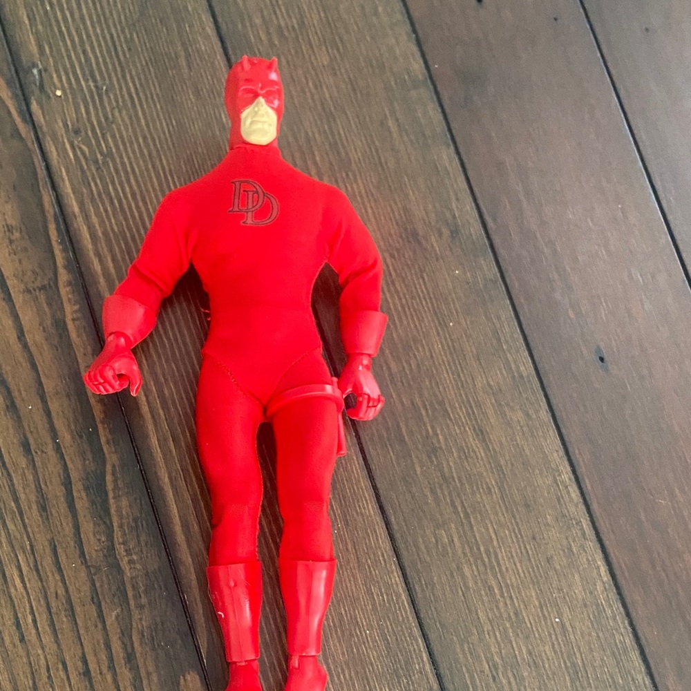 Vintage Marvel Legends Daredevil
Action Figure 2006 Signature Hasbro
Cloth Y2K